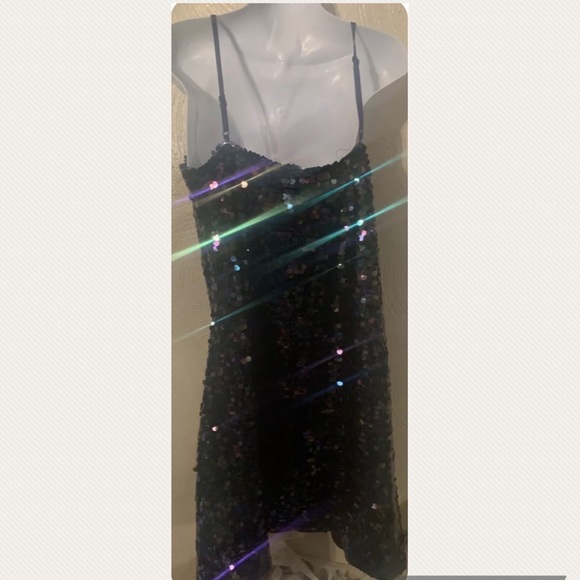 DKNY Women Sequins Spaghetti Strap Short
Fit + Flare Cocktail Dress Size: S Nwt - Picture 7 of 11
